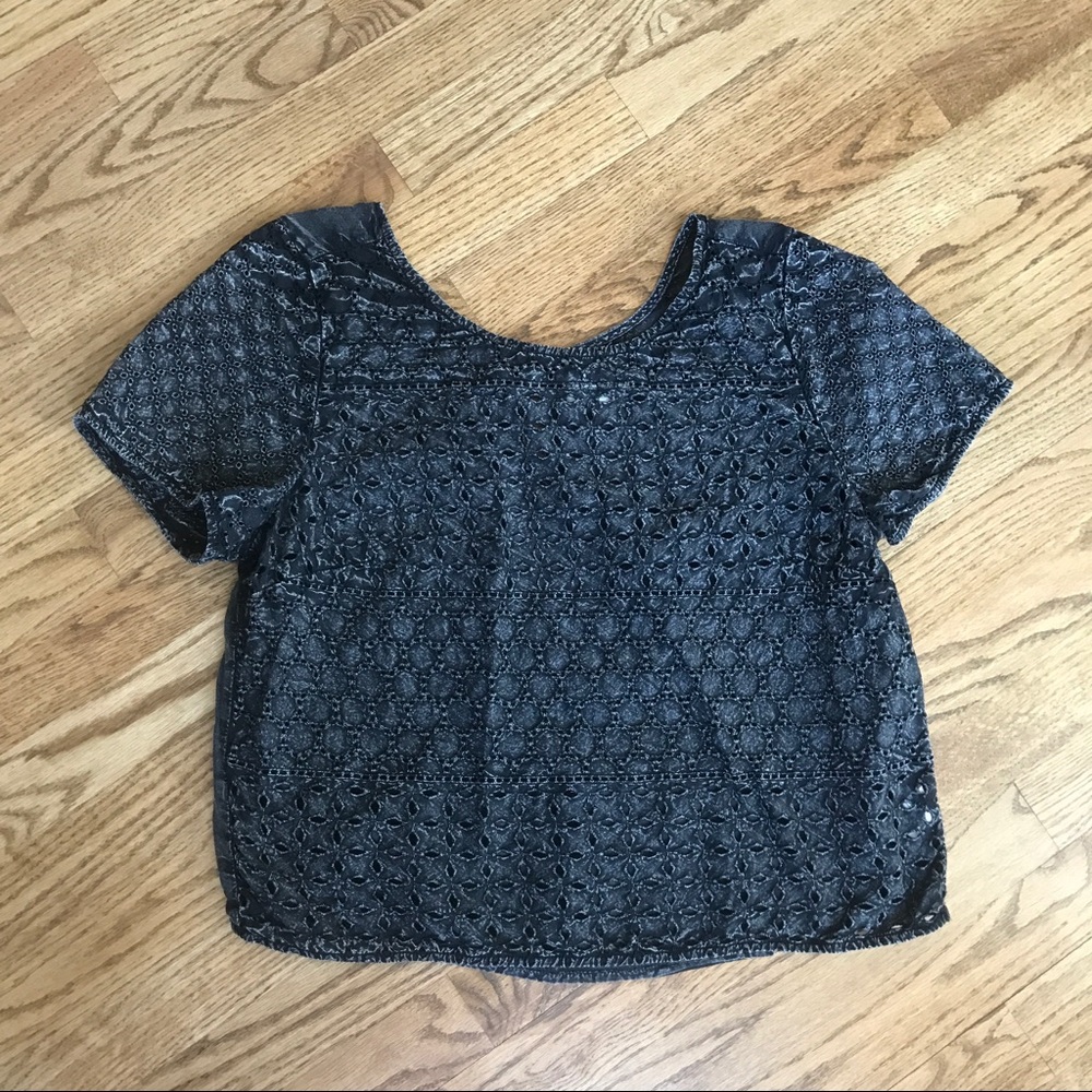 American Eagle top